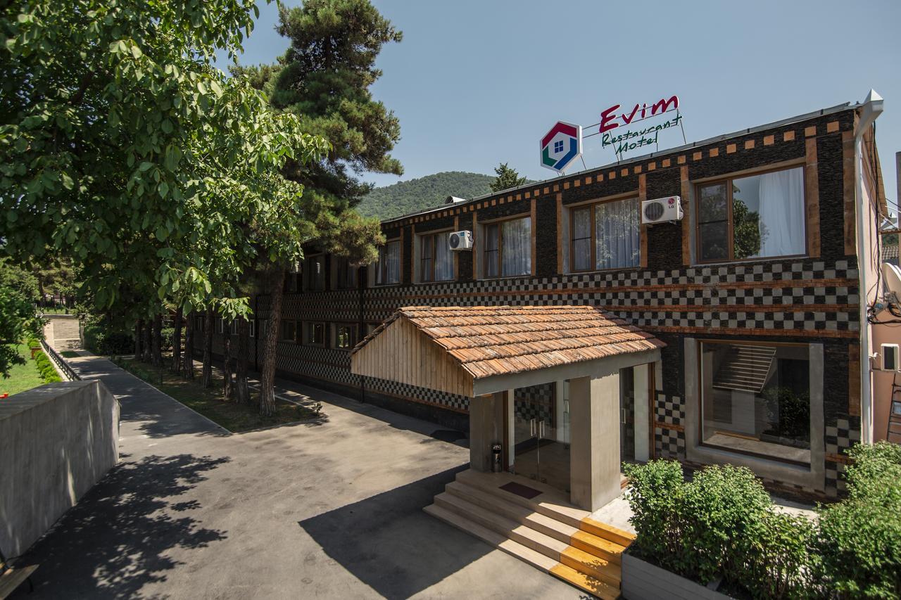 Evim Otel Zaqatala Exterior photo